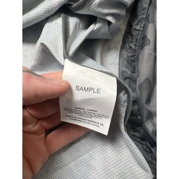 Nike Gray Camo Patterned Athletics West‎ 2011 Nylon Sample Windbreaker Men’s M - Picture 10 of 13
